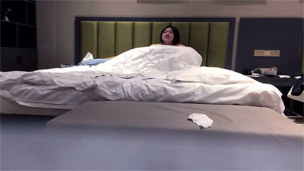 青青草操鲍b淫水视频-吉吉影视高清在线www